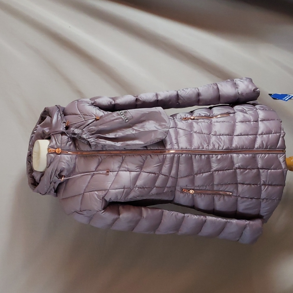 NEW Bernardo EcoPlume Hooded Packable Jacket